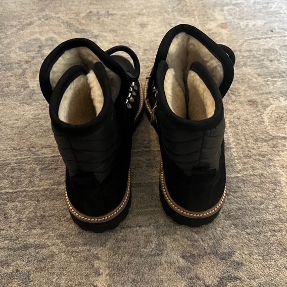 GANNI Edna Boot, Size 6 (37) - Picture 5 of 7